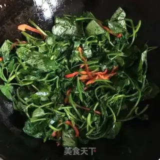 Make Garlic potato leaves step 4