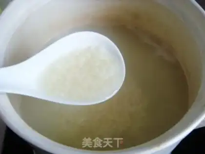 Make Vegetable shrimp congee step 1