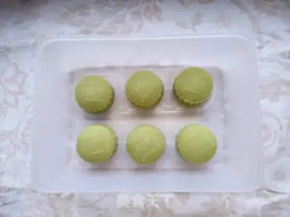 Make Milk, ice-cream mooncake step 24