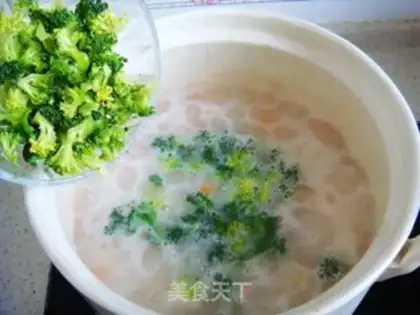 Make Vegetable shrimp congee step 4