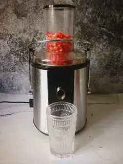 Make Fresh pomegranate juice step 3