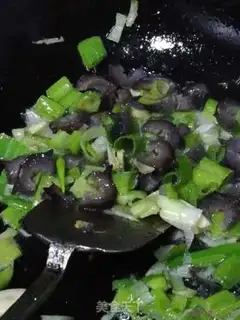Make The sea cucumber step 2
