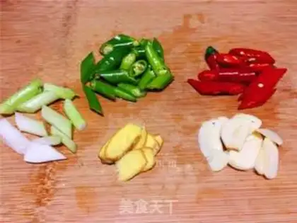 Make Hot shrimp tail step 2