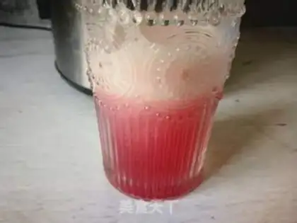 Make Fresh pomegranate juice step 5