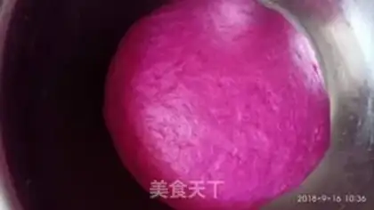 Make A lunar cake step 7