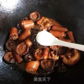 Make The hogtail of mushroom stew step 7