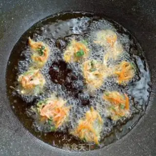 Make Blow up carrot balls step 6