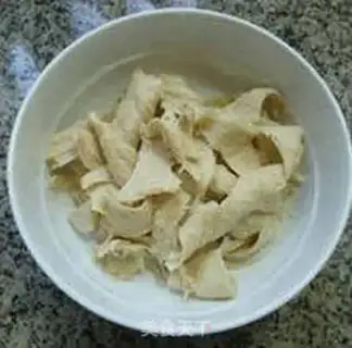 Make The mushrooms are white step 0