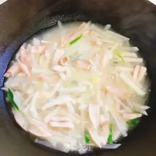 Make A squid radish fan soup step 4