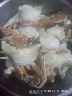 Make Paprika fried crabs step 0