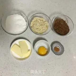 Make Red sugar almond cookies step 0
