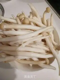 Make Tastes like crab mushrooms and fried meat step 1