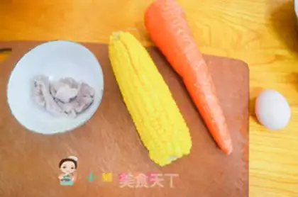 Make Corn paste fried egg rice step 1