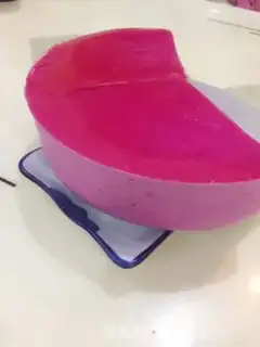 Make Flamingo mousse cake step 18