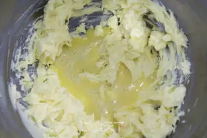 Make Watermelon mooncake step 1