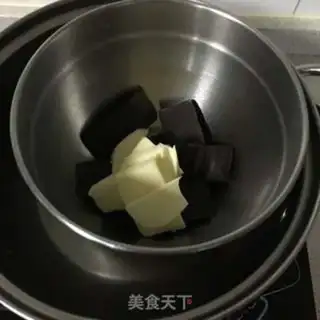 Make Chocolate cracker cookies step 1
