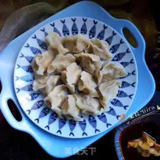 Make Roach pork dumplings step 11