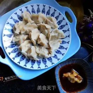 Make Roach pork dumplings step 12