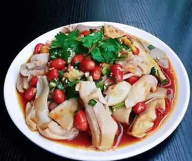 Make Chicken soup from the nailfish step 0