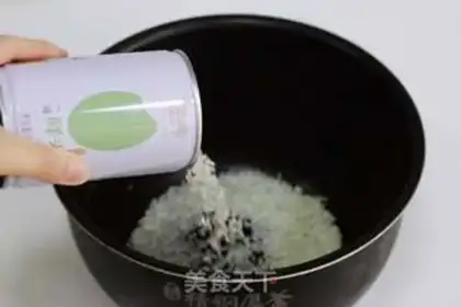 Make Sesame rice with broccoli step 1