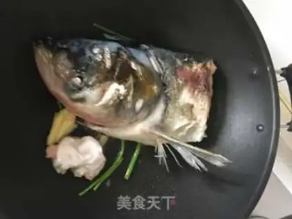 Make Red-burned fish head step 3