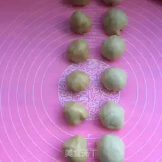Make Fresh meat mooncake step 6