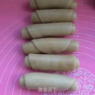 Make Fresh meat mooncake step 8