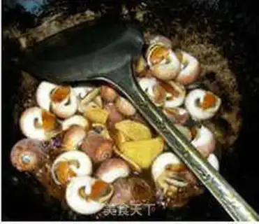 Make Cream snail step 4