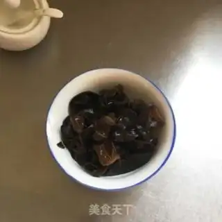 Make The cabbage lumbs step 1