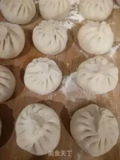 Make Frozen meat buns step 16