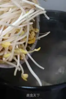 Make Bean sprouts step 5