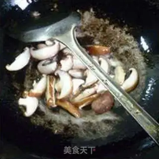 Make Mushroom fried cucumbers step 6