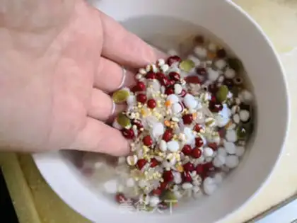 Make Red bean rice congee step 1