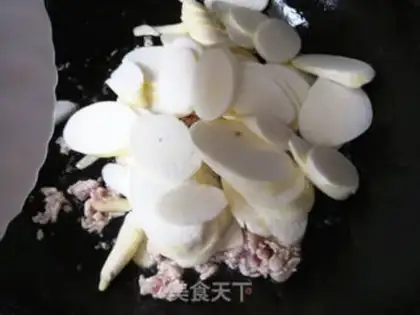 Make Pork fried white step 5