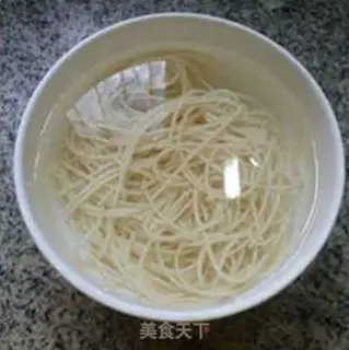 Make Shrimp noodles step 6
