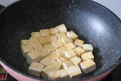 Make Meatball tofu pot step 3