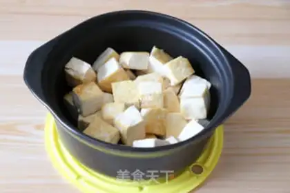 Make Meatball tofu pot step 4