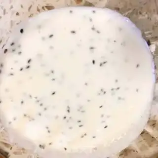 Make Beef sauce sesame burrito step 1
