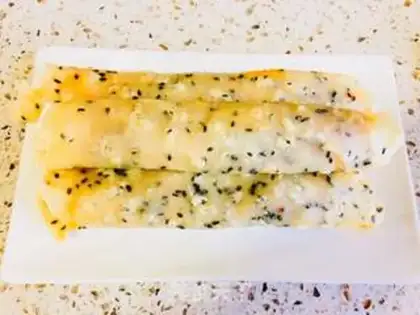 Make Beef sauce sesame burrito step 6