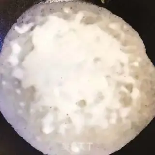 Make Beef sauce egg burrito step 2