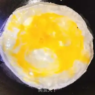 Make Beef sauce egg burrito step 3