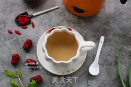 Make Apple date tea step 9