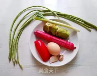Make Eggs and rice step 1