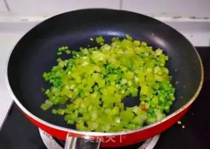 Make Eggs and rice step 11