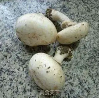Make Fresh mushrooms and cabbage step 1