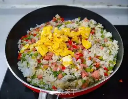 Make Eggs and rice step 15