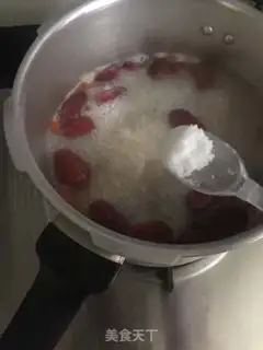 Make White pepper pork belly soup step 10