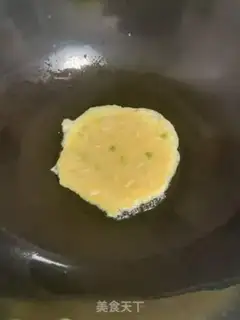Make Silverfish fried eggs step 2
