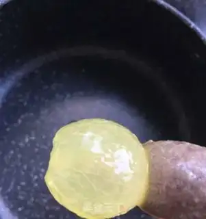 Make Home-made grape cans step 1