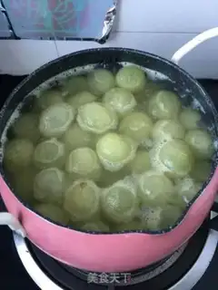 Make Home-made grape cans step 6